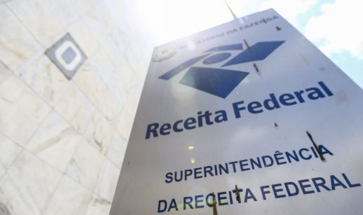 entrada da Receita Federal em Brasília