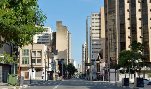 Ruas de Campinas, São Paulo, vazias
