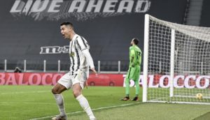 Cristiano Ronaldo comemorando gol pela Juventus. Ele é o jogador de futebol mais popular nas redes sociais