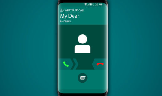 Tela de celular com msg do whatsapp