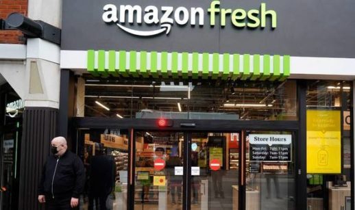 Fachada de loja da Amazon Fresh, na Europa: emrpesa será uma das afetadas com imposto global sobre serviços digitais