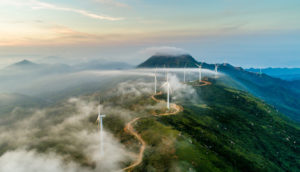 Torres de energia eólica alusivas ao Future 10