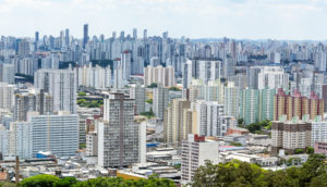 Imagem aérea de prédios em São Paulo, alusivo aos fundos imobiliários, destaques do resumo da semana