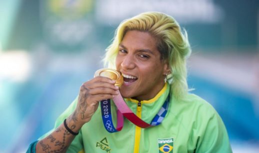 Ana Marcela Cunha, maratonista aquática, que levou o ouro nos Jogos Olímpicos Tóquio 2020