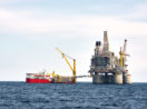 Estração de gás plataforma marinha