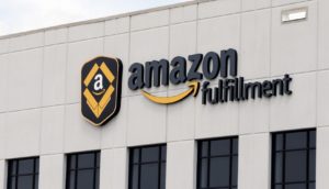 Fachada da Amazon Fulfillment, serviço de logística da empresa, que foi multada na Itália