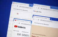 Abas do navegador Google Chrome abertas nas páginas do Google Ads e Facebook Business, usados para anúncios e publicidade