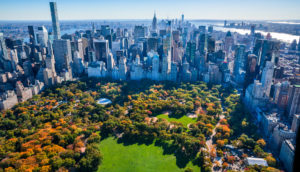 Aérea do Central Park, em Nova York, em dia ensolarado, alusivo à diversificação internacional dos investimentos
