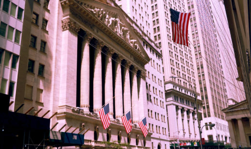 Fachada da NYSE, uma das bolsas de valores dos Estados Unidos