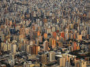 Aérea de prédios em Belo Horizonte, alusivo ao preço do aluguel residencial em julho no País