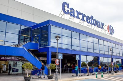 Carrefour fachada